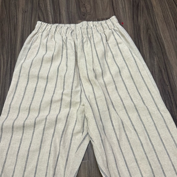 Zara Cream Striped Pants - Picture 2 of 9